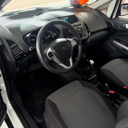 FORD-ECOSPORT-2016