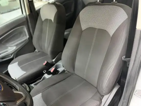 FORD-ECOSPORT-2014