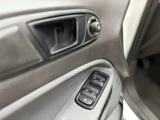 FORD-ECOSPORT-2014