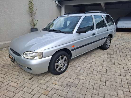 FORD-ESCORT-1998