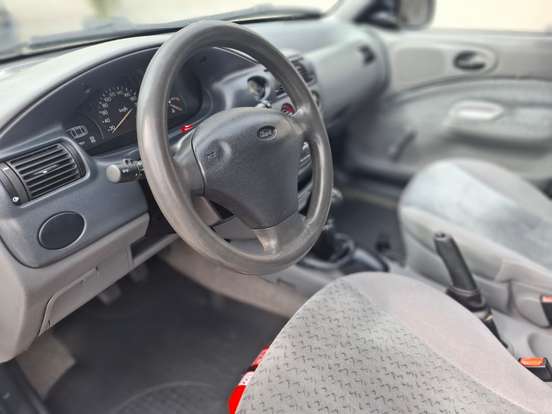 FORD-ESCORT-1.8 GL SW 16V GASOLINA 4P MANUAL FORD-ESCORT-1998