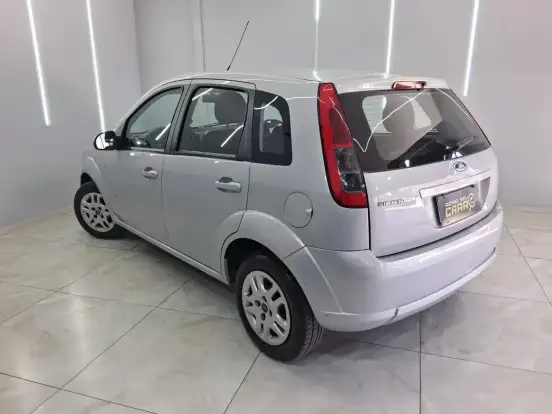 FORD-FIESTA-2014