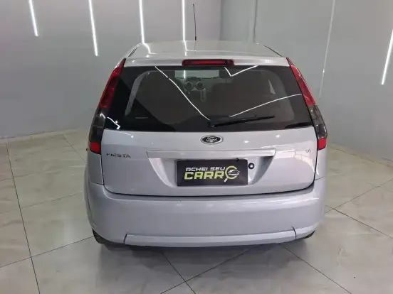 FORD-FIESTA-2014