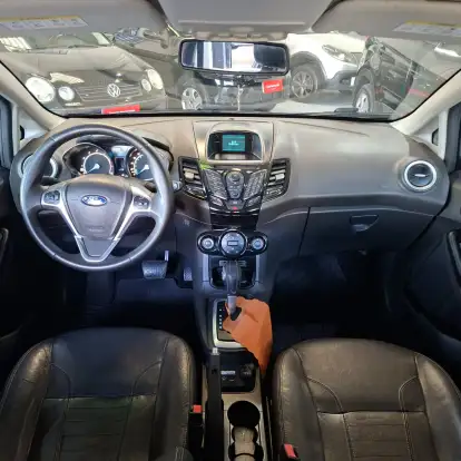 FORD-FIESTA-2014