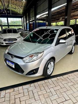 FORD FIESTA 1.6 ROCAM SE 8V FLEX 4P MANUAL