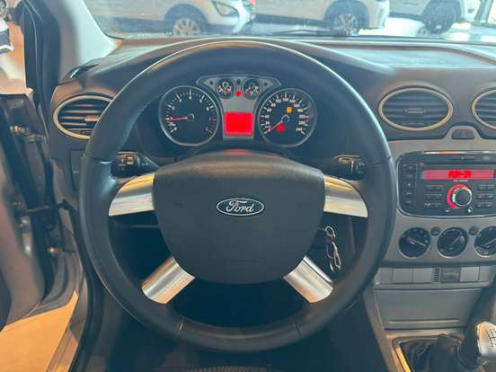 FORD-FOCUS-1.6 GL SEDAN 16V FLEX 4P MANUAL FORD-FOCUS-2011
