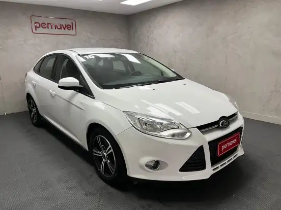 FORD-FOCUS-2.0 S SEDAN 16V FLEX 4P POWERSHIFT FORD-FOCUS-2014