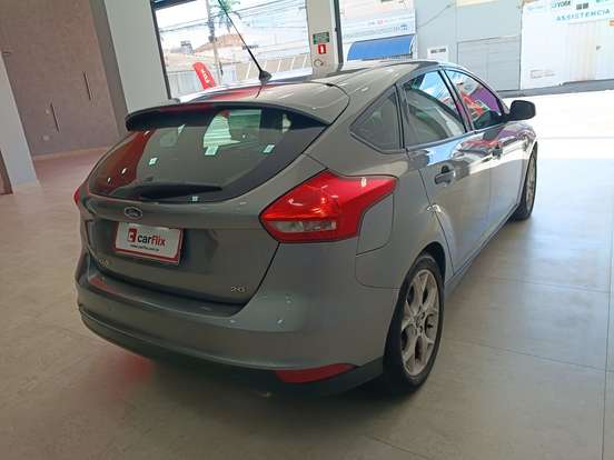 FORD-FOCUS-2016