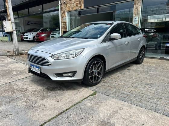 FORD FOCUS 2.0 TITANIUM FASTBACK 16V FLEX 4P POWERSHIFT