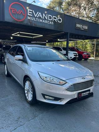 FORD FOCUS 2.0 TITANIUM PLUS FASTBACK 16V FLEX 4P POWERSHIFT