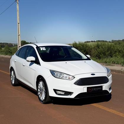 FORD FOCUS 2.0 TITANIUM PLUS FASTBACK 16V FLEX 4P POWERSHIFT