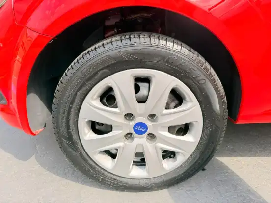 FORD-KA-2013