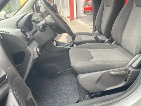 FORD-KA-1.5 SIGMA FLEX SEL MANUAL FORD-KA-2015