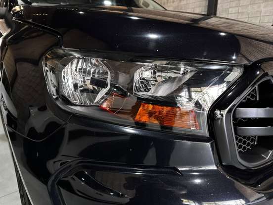 FORD-RANGER-2.2 BLACK 4X2 CD 16V DIESEL 4P AUTOMÁTICO FORD-RANGER-2023