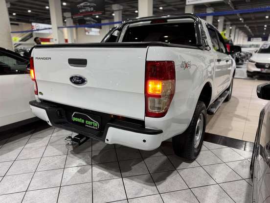 FORD-RANGER-2012