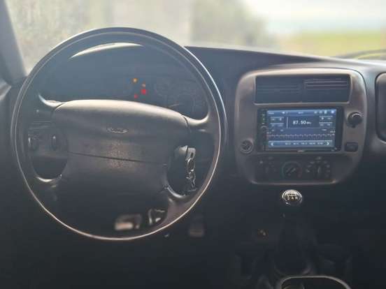 FORD-RANGER-2.3 XLT 16V 4X2 CD GASOLINA 4P MANUAL FORD-RANGER-2011