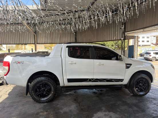 FORD-RANGER-2014