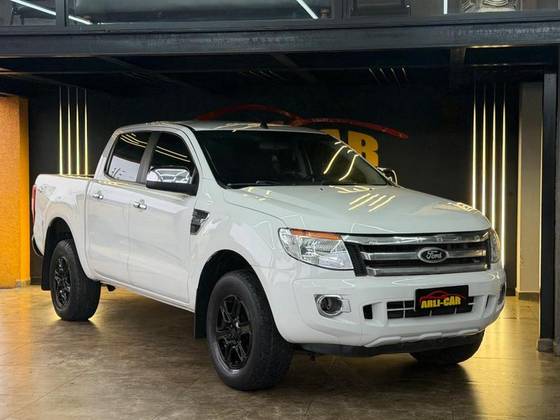 FORD RANGER 3.2 XLT 4X4 CD 20V DIESEL 4P AUTOMÁTICO