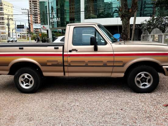 FORD-F-1000-3.9 SUPER SÉRIE CS 8V DIESEL 2P MANUAL FORD-F-1000-1995
