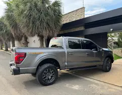 FORD F-150 5.0 V8 GASOLINA CD TREMOR FX4 AUTOMÁTICO FORD F-150 5.0 V8 GASOLINA CD TREMOR FX4 AUTOMÁTICO