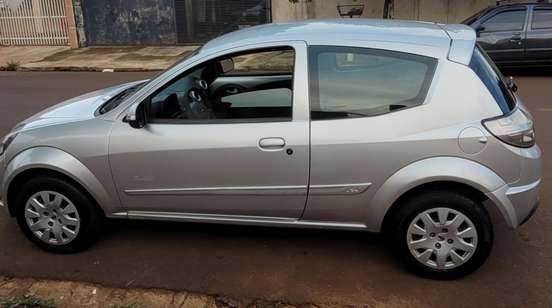 FORD-KA-2013
