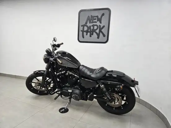 HARLEY-DAVIDSON-SPORTSTER IRON 883-2018