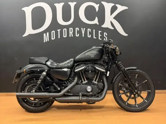 HARLEY-DAVIDSON SPORTSTER XL 883N IRON 