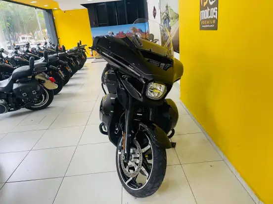HARLEY-DAVIDSON-STREET GLIDE ULTRA-2025