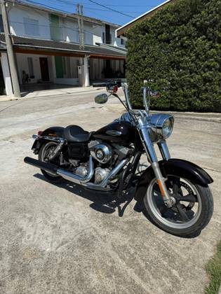 HARLEY-DAVIDSON DYNA SWITCHBACK 