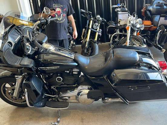 HARLEY-DAVIDSON-ROAD GLIDE ULTRA HARLEY-DAVIDSON-ROAD GLIDE ULTRA-2018