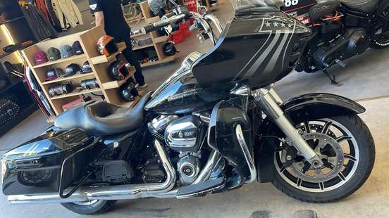 HARLEY-DAVIDSON-ROAD GLIDE ULTRA-2018
