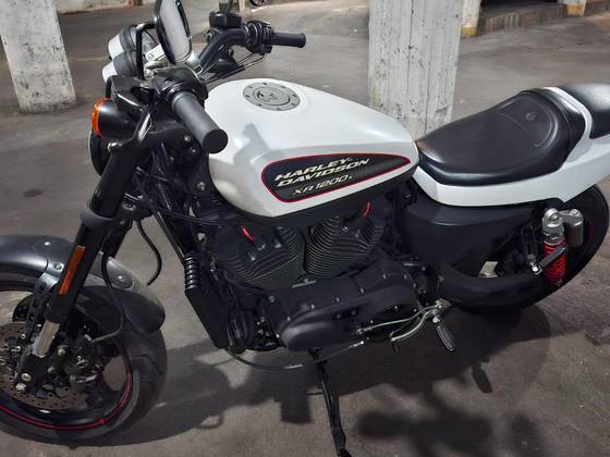 HARLEY-DAVIDSON SPORTSTER XR 1200X 