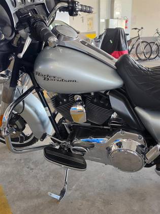 HARLEY-DAVIDSON STREET GLIDE 