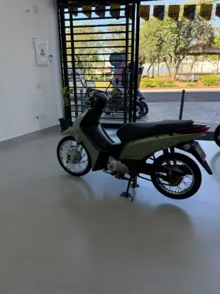 HONDA-BIZ 125 ES-2011