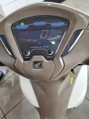 HONDA-BIZ 125 EX-2018