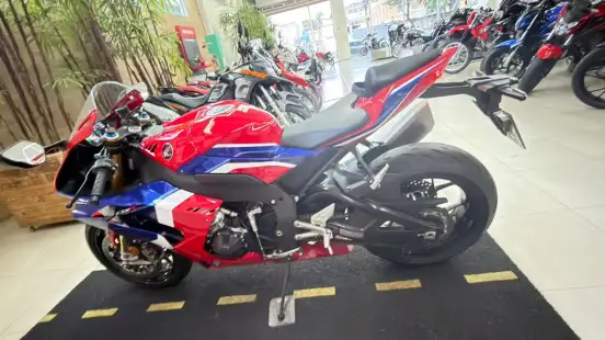 HONDA-CBR 1000RR-R FIREBLADE SP-2021