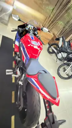 HONDA-CBR 1000RR-R FIREBLADE SP-2021