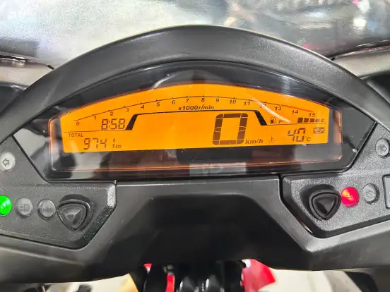 HONDA-CBR 600F-2014