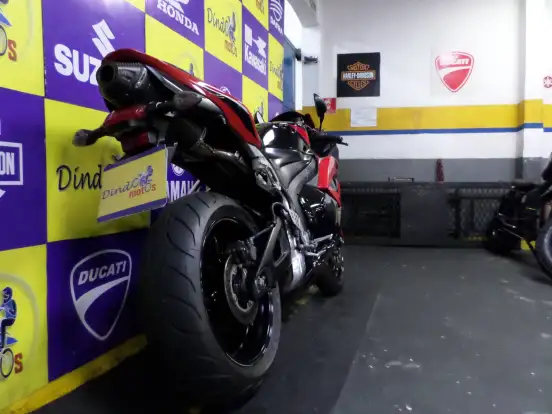 HONDA-CBR 600RR-2010