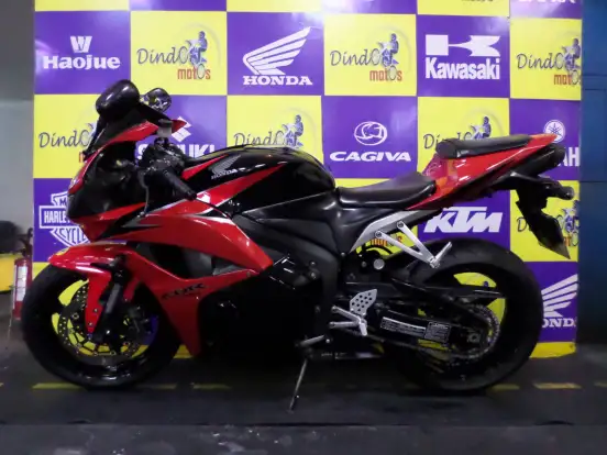 HONDA-CBR 600RR-2010