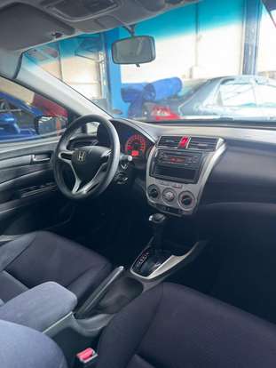 HONDA-CITY-2010
