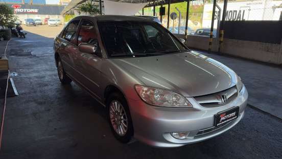 HONDA-CIVIC-2005