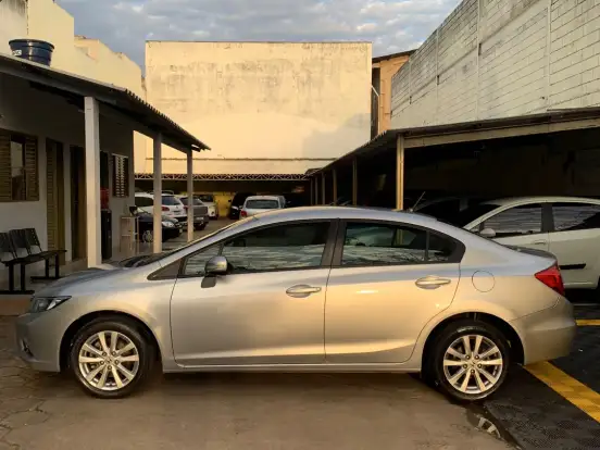 HONDA-CIVIC-2.0 LXR 16V FLEX 4P AUTOMÁTICO HONDA-CIVIC-2014