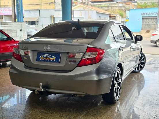 HONDA-CIVIC-2015