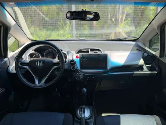 HONDA-FIT-2014