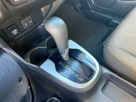 HONDA-FIT-2017