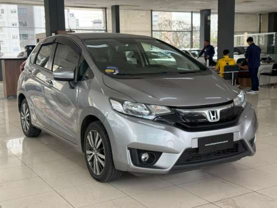 HONDA-FIT-2015