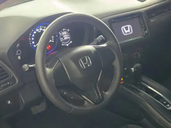 HONDA-HR-V-1.8 16V FLEX LX 4P AUTOMÁTICO HONDA-HR-V-2016
