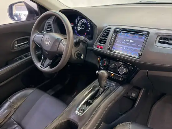 HONDA-HR-V-1.8 16V FLEX LX 4P AUTOMÁTICO HONDA-HR-V-2016