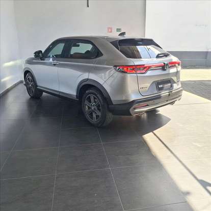 HONDA-HR-V-2024